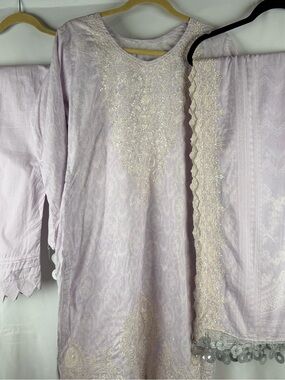 Embroidered Pastel Lavender Traditional Dress with Scalloped Dupatta